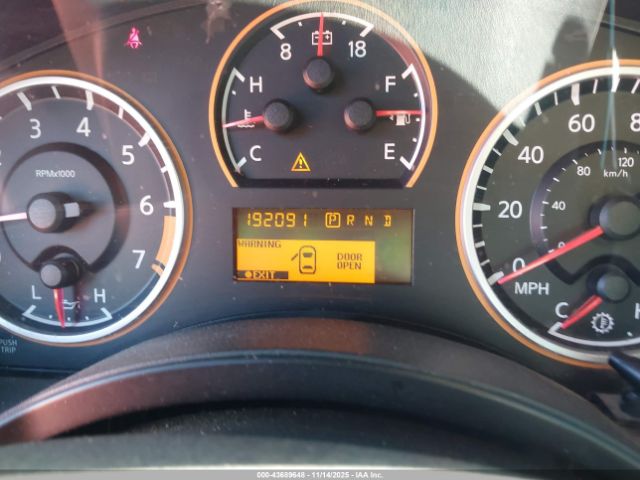 Nissan Titan Sv Image 5