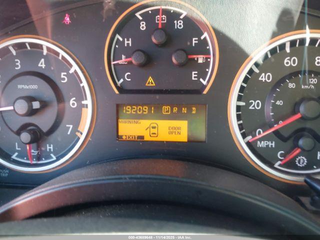 Nissan Titan Sv Image 5