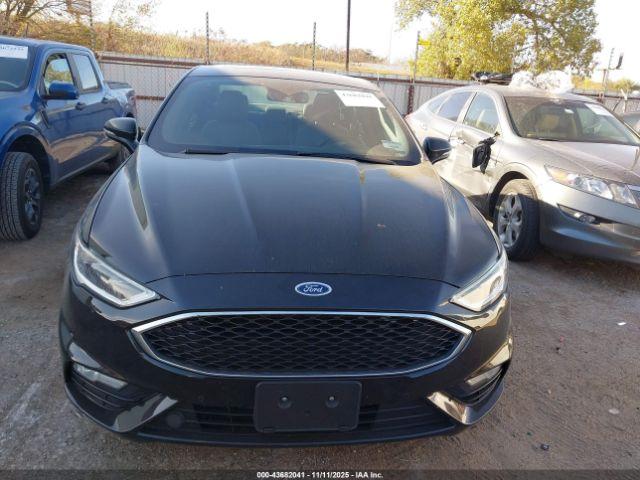 Ford Fusion Sport Image 16