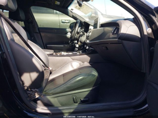 Kia Stinger Gt-line Image 7