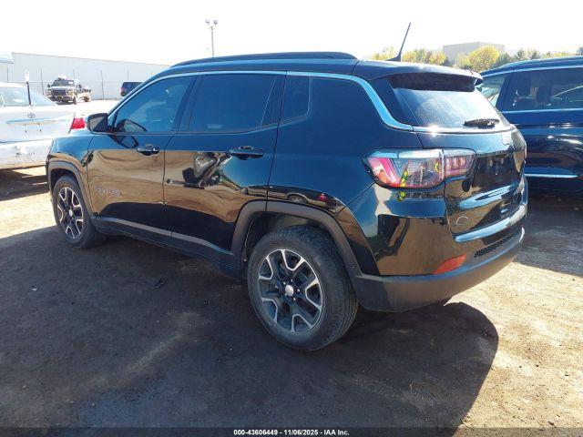 Jeep Compass Latitude Fwd Image 15