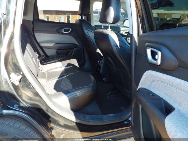 Jeep Compass Latitude Fwd Image 4