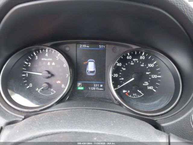 Nissan Rogue Sv Image 3