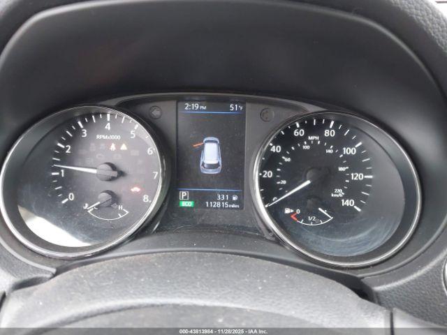 Nissan Rogue Sv Image 3