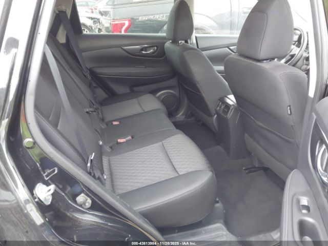 Nissan Rogue Sv Image 5