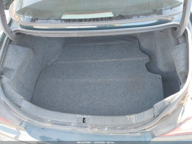 Jaguar S-Type 4.2l V8 Image 10