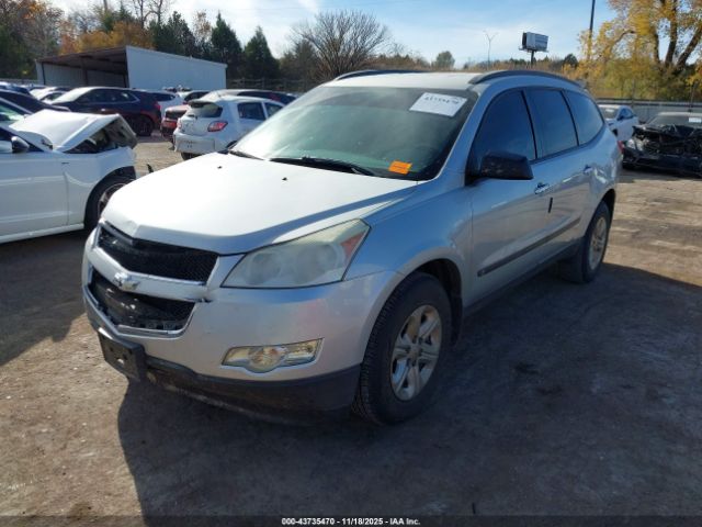Chevrolet Traverse Ls Image 9