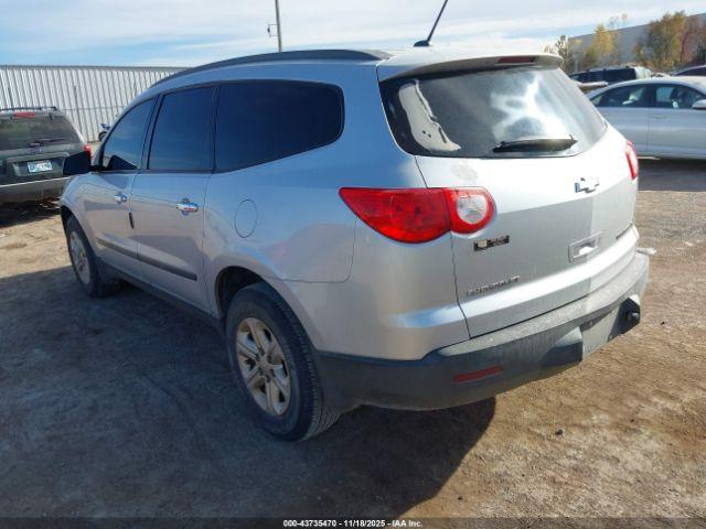 Chevrolet Traverse Ls Image 10