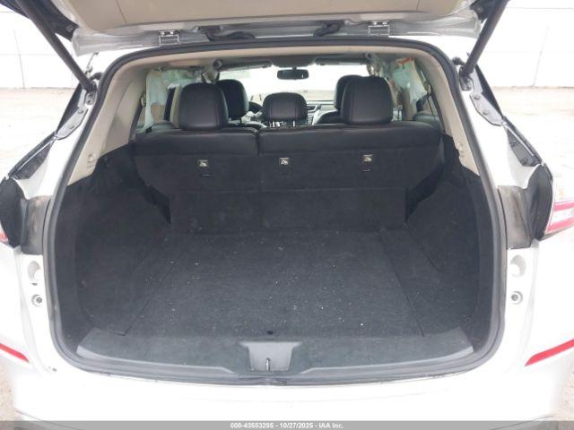 Nissan Murano Sl Image 16