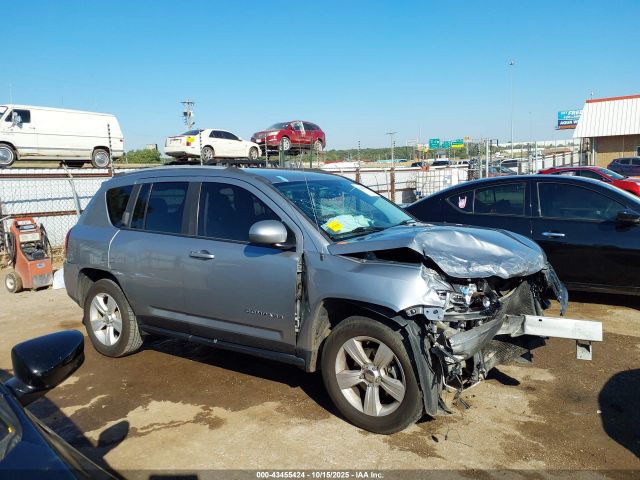 Jeep Compass Latitude Image 5