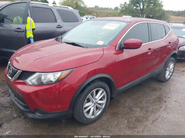 Nissan Rogue S Image 12