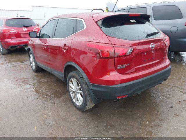 Nissan Rogue S Image 16