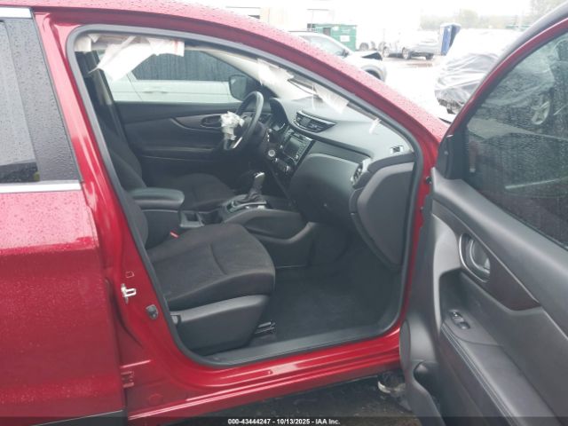 Nissan Rogue S Image 17