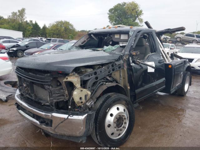 Ford F-450 Xl Image 3