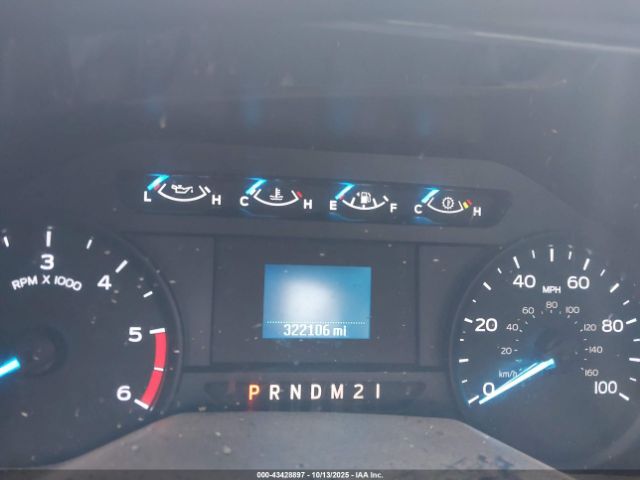 Ford F-450 Xl Image 7