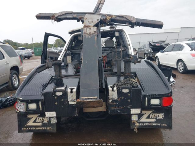 Ford F-450 Xl Image 8