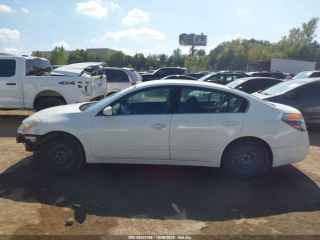 Nissan Altima 2.5 S Image 9