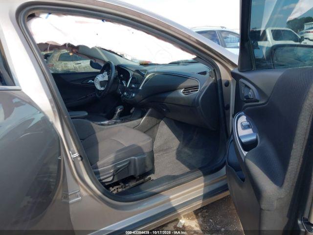 Chevrolet Malibu Fwd Rs Image 10