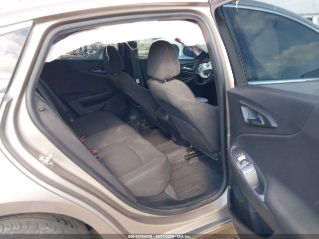 Chevrolet Malibu Fwd Rs Image 8