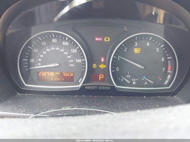 BMW X Series 3.0i Image 12