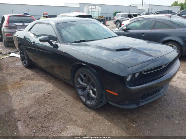 Dodge Challenger Sxt Plus Image 1