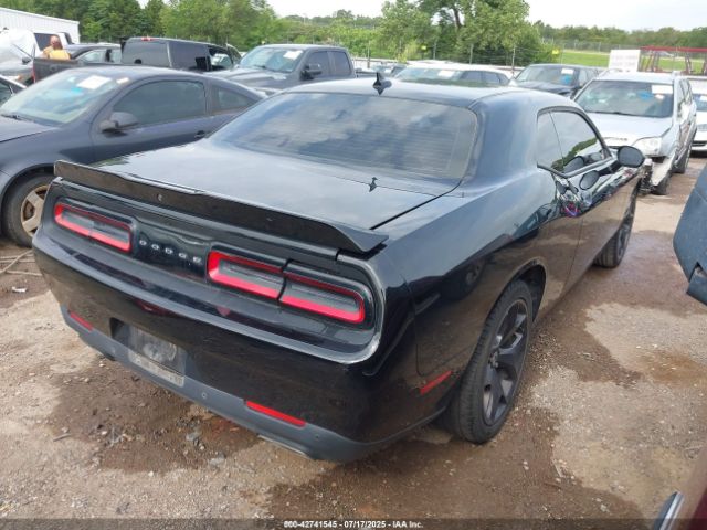 Dodge Challenger Sxt Plus Image 5