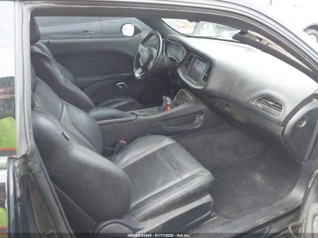 Dodge Challenger Sxt Plus Image 8