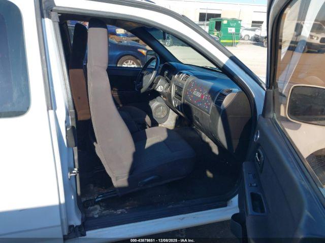 Chevrolet Colorado Work Truck Image 15