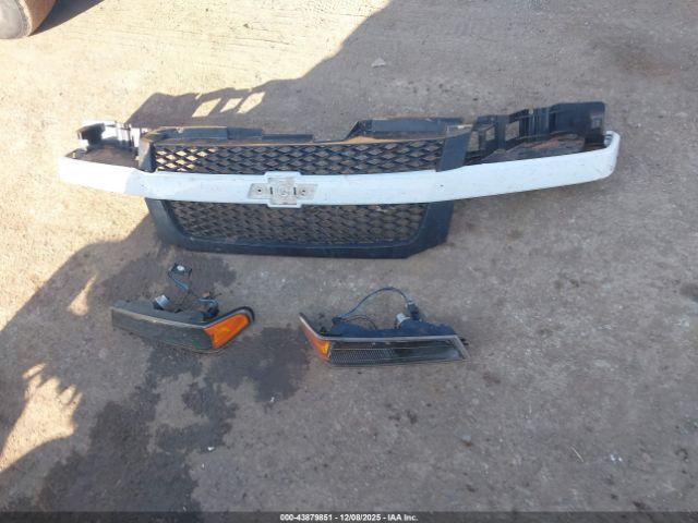 Chevrolet Colorado Work Truck Image 6