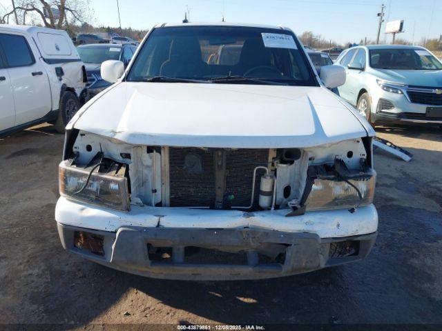 Chevrolet Colorado Work Truck Image 12