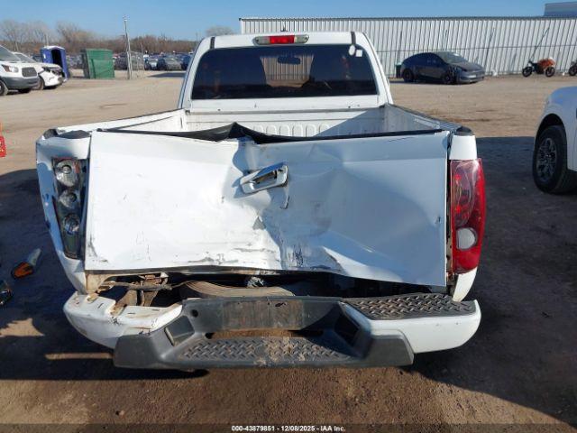 Chevrolet Colorado Work Truck Image 14