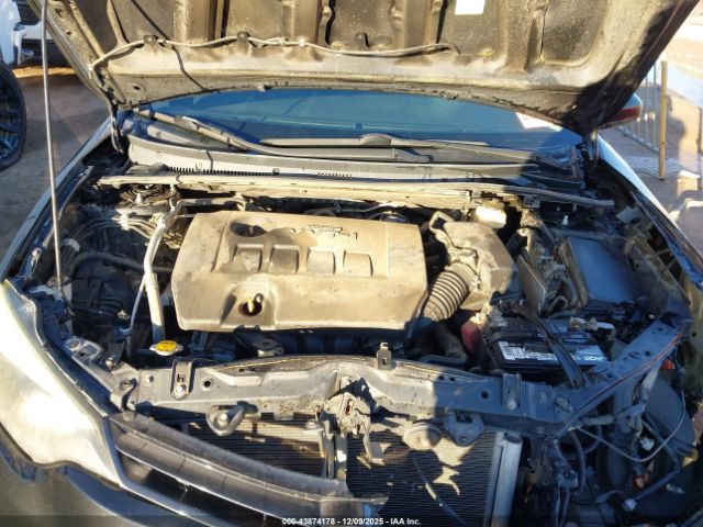 Toyota Corolla Le Image 16