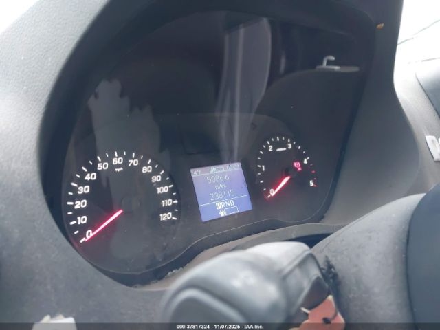 Mercedes-Benz Sprinter 2500 High Roof I4 Diesel Image 5