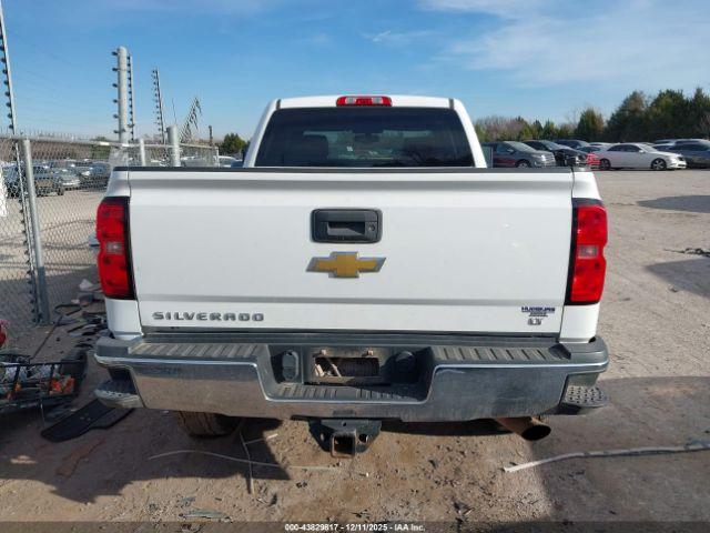 Chevrolet Silverado 2500 Lt Image 11