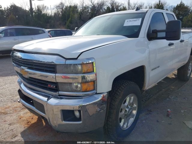 Chevrolet Silverado 2500 Lt Image 12
