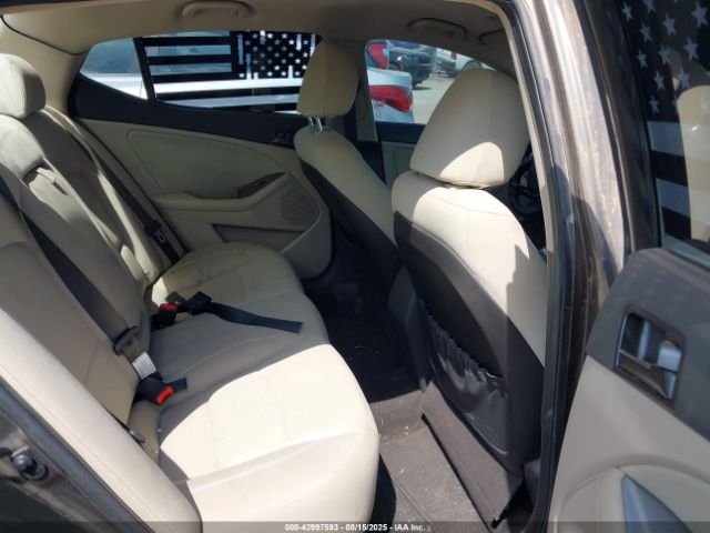 Kia Optima Lx Image 5