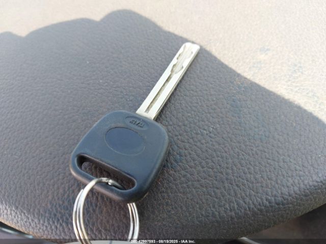 Kia Optima Lx Image 8