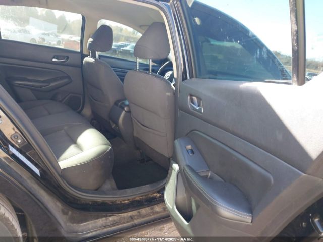 Nissan Altima S Fwd Image 3