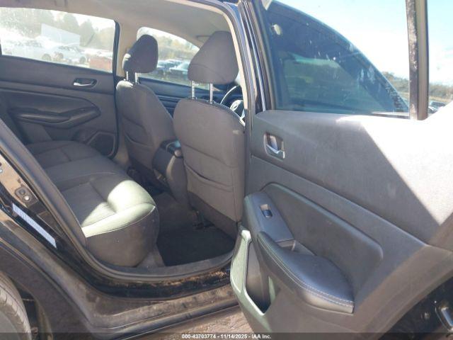 Nissan Altima S Fwd Image 3