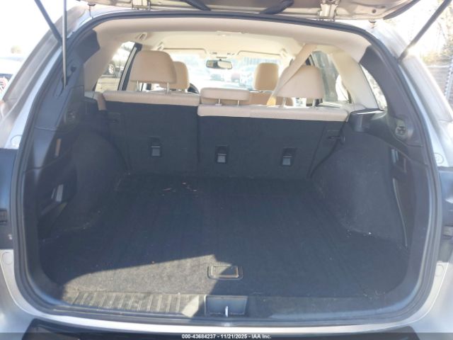 Subaru Outback 2.5i Premium Image 4