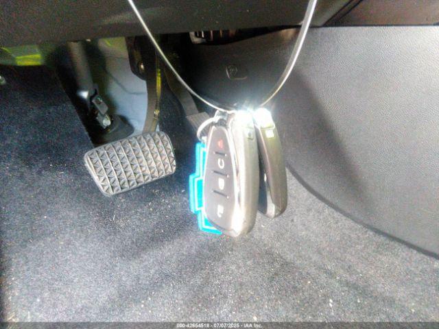 Chevrolet Trax Fwd Lt Image 2