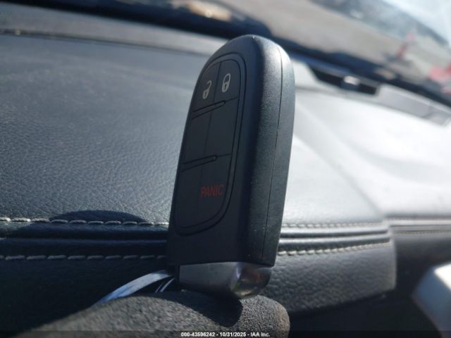 Ram 1500 Laramie Image 14