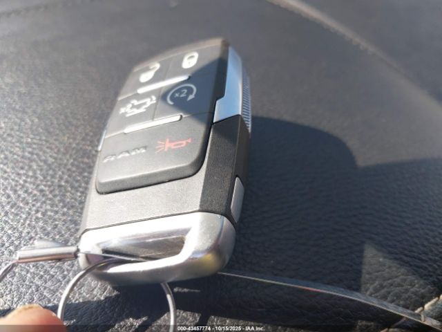 Ram 2500 Laramie  4x4 6'4 Box Image 2