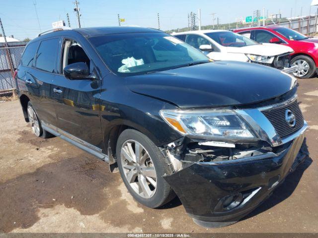  Salvage Nissan Pathfinder