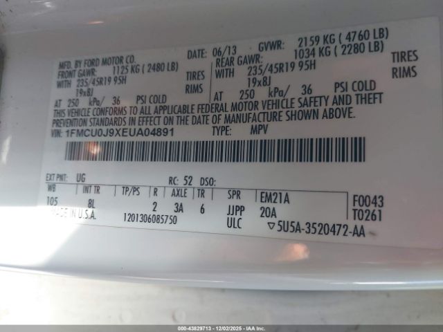 Ford Escape Titanium Image 9