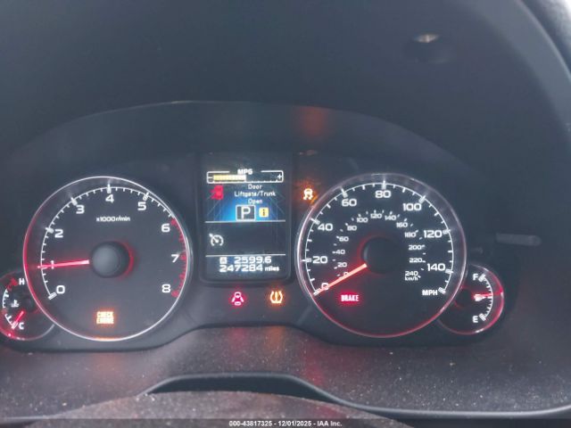 Subaru Outback 2.5i Limited Image 10