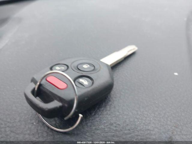 Subaru Outback 2.5i Limited Image 16