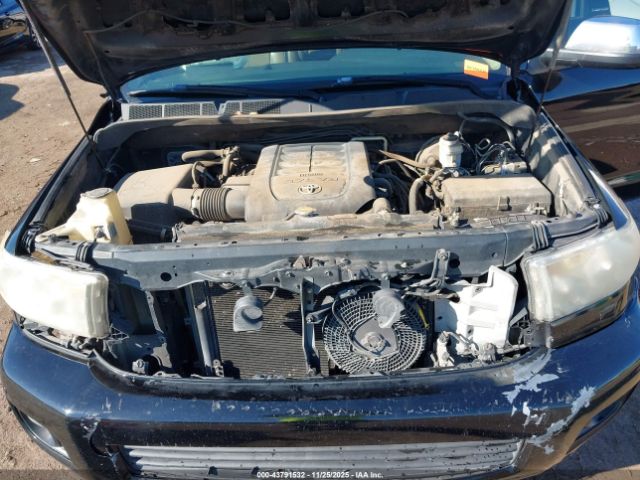 Toyota Sequoia Limited 5.7l V8 Image 9