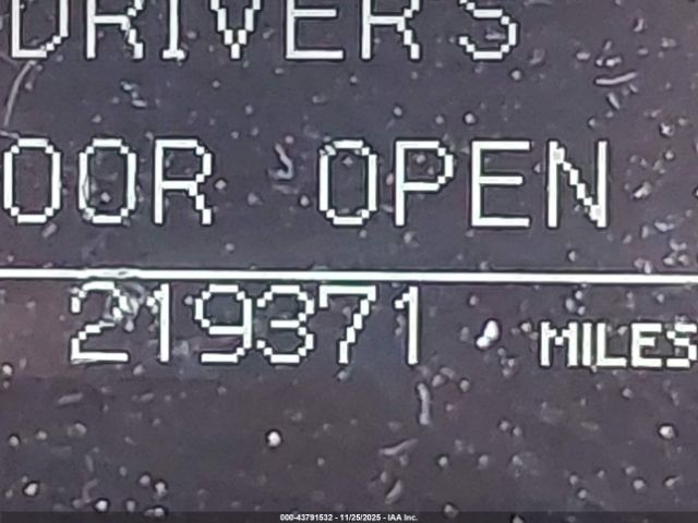 Toyota Sequoia Limited 5.7l V8 Image 11