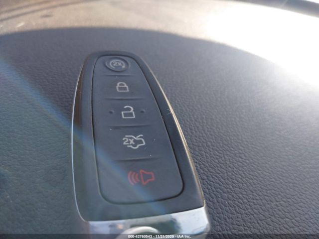 Ford Explorer Limited Image 8